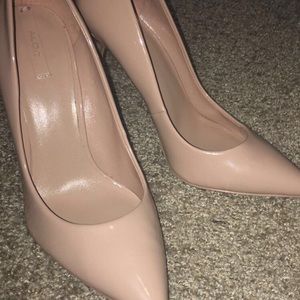 Also Stessy size 7.5